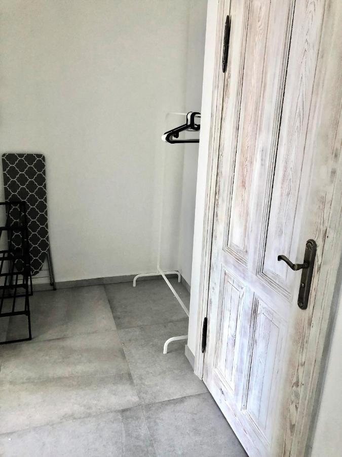 Apartment Port *